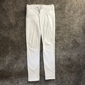 skinny white jeans